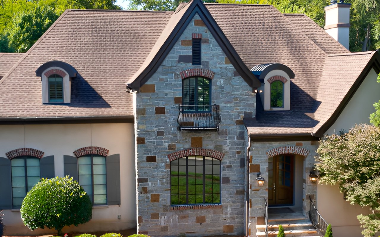 SouthPark Home of the Month: 7011 Summerhill Ridge Drive