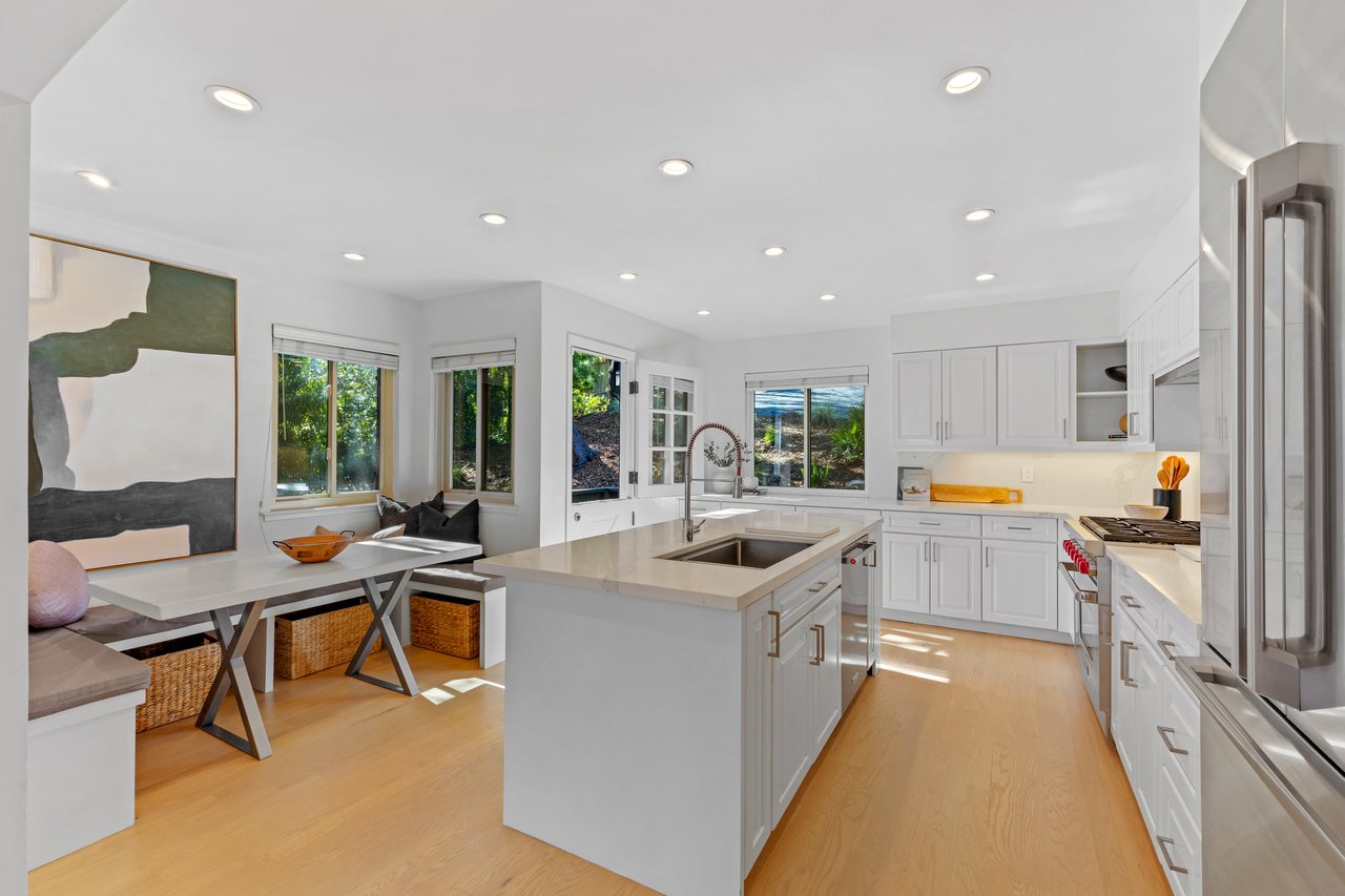 Gated View Residence on the Water