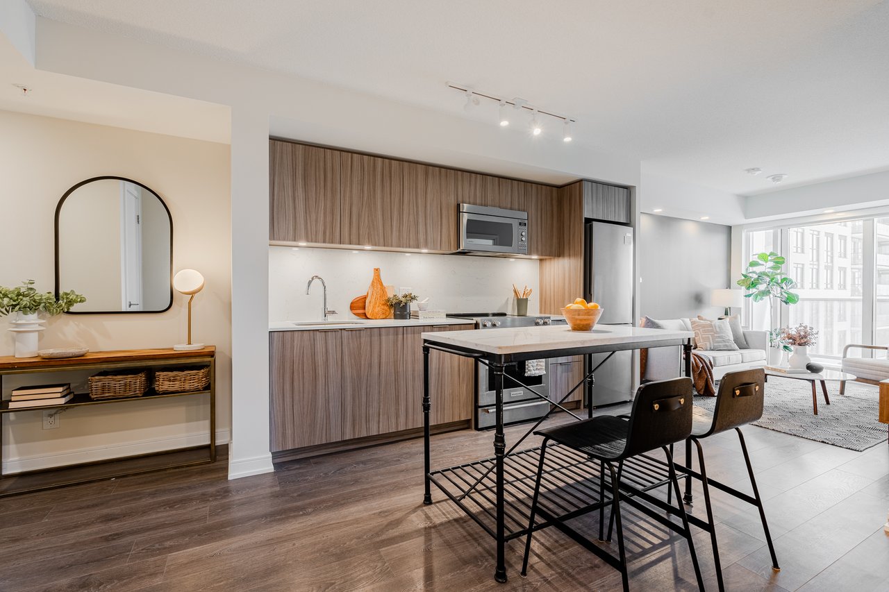 1112-30 Samuel Wood Way