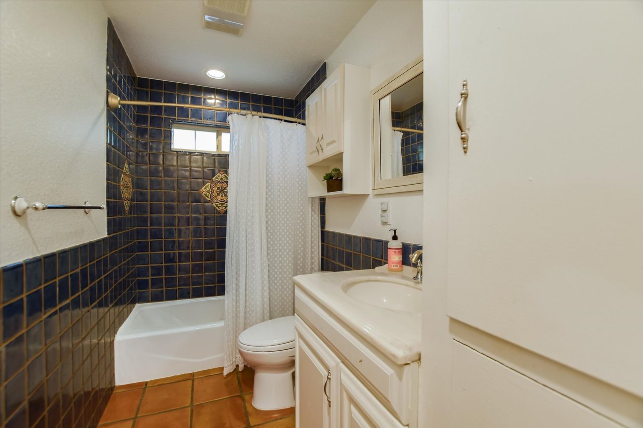 8917 Glenn Lane