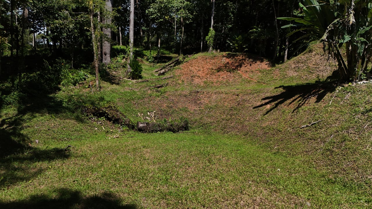 “Private Beach Community | 1,708 m² Build-Ready Lot in Ballena”