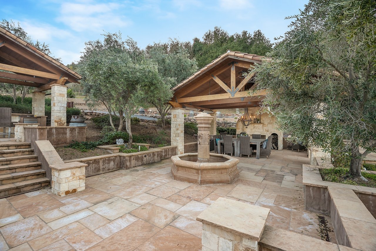 22100 Mount Eden Road