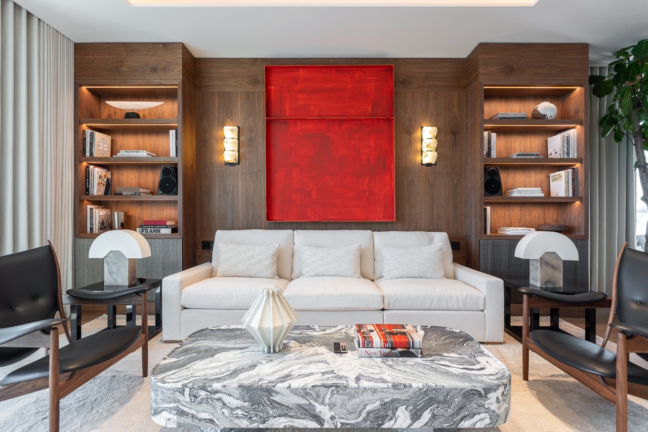 Four Seasons Private Residences - Penthouse 