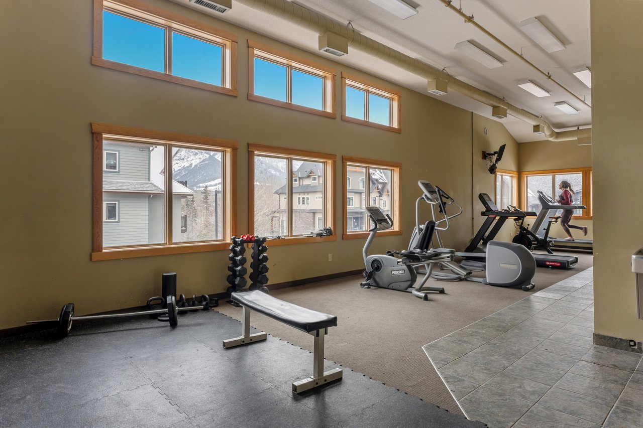 222 - 101 Montane Road