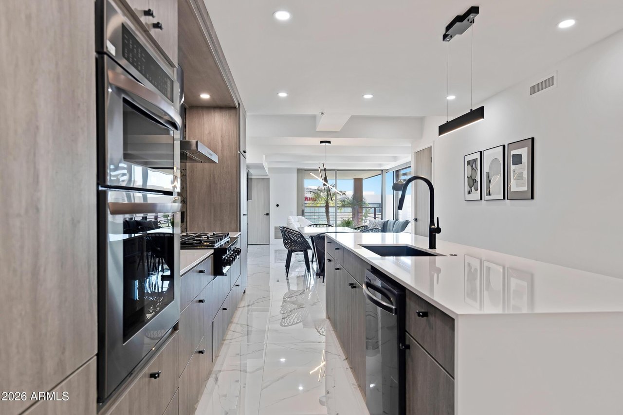 7157 E Rancho Vista Dr, #5002