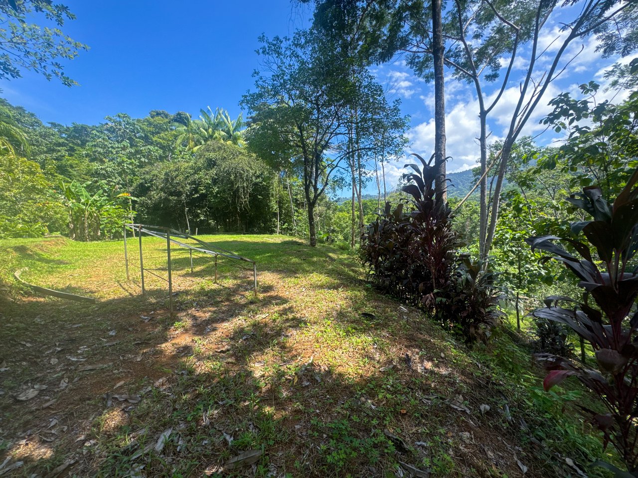 1.2- ACRE Mountain View Property with creek in  La Union Road, Uvita