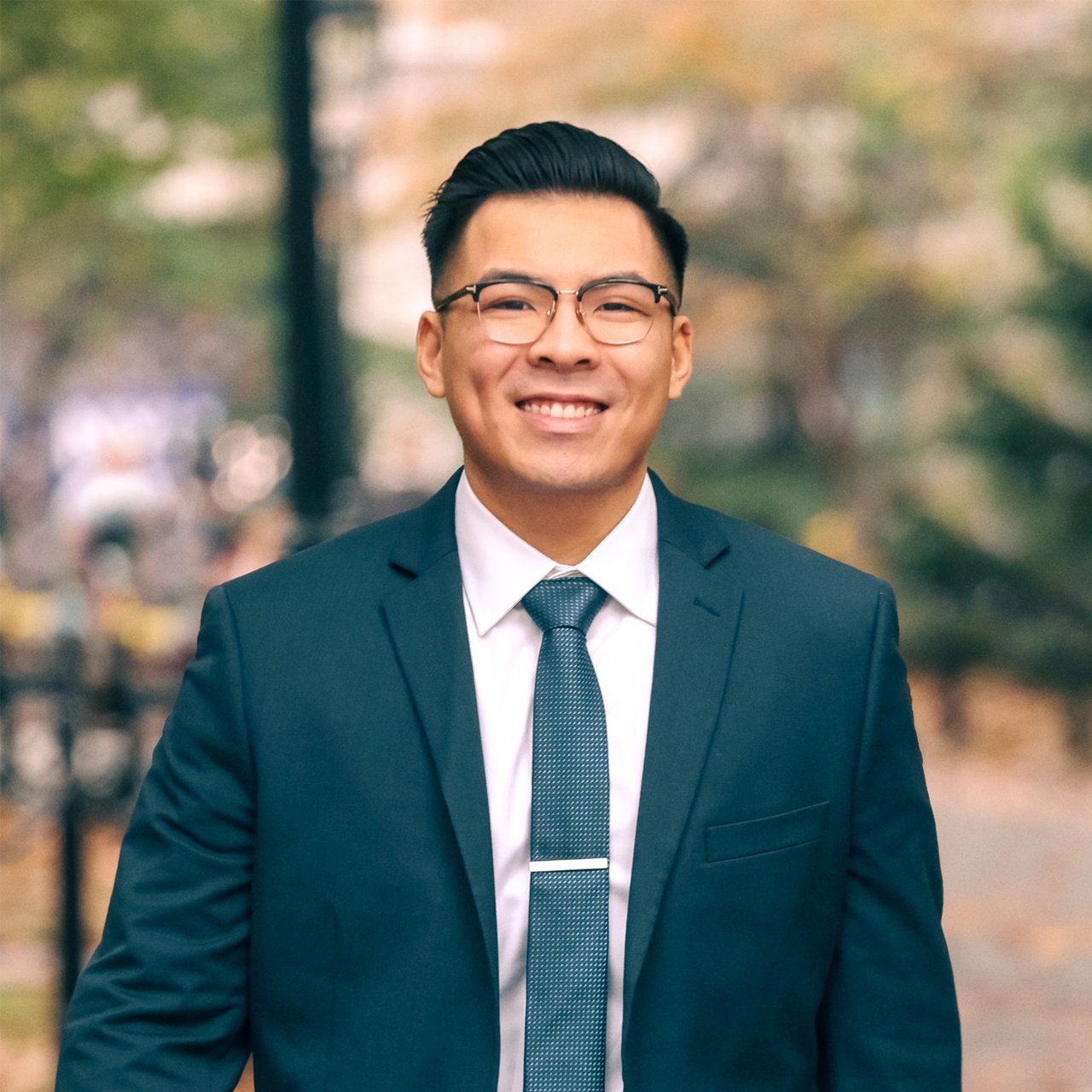 Austin Wong Brooklyn, NY Real Estate Agent Headshot