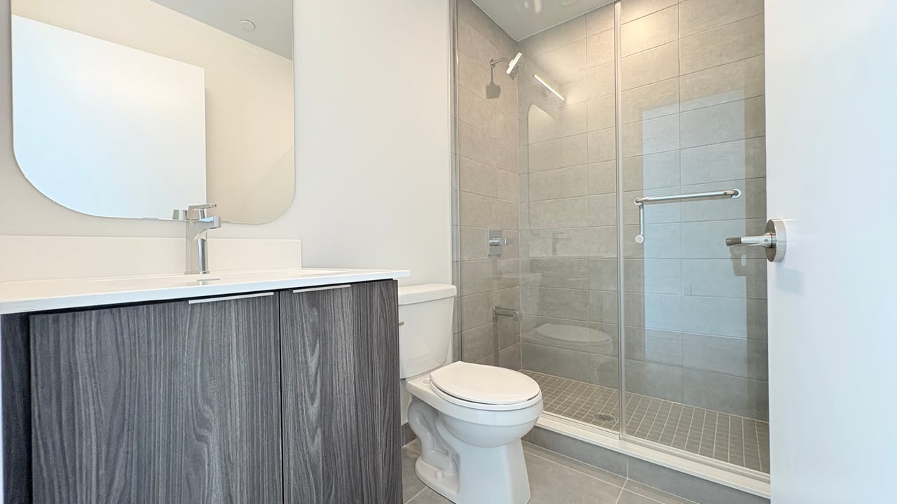 15 Richardson Street Unit: 1814