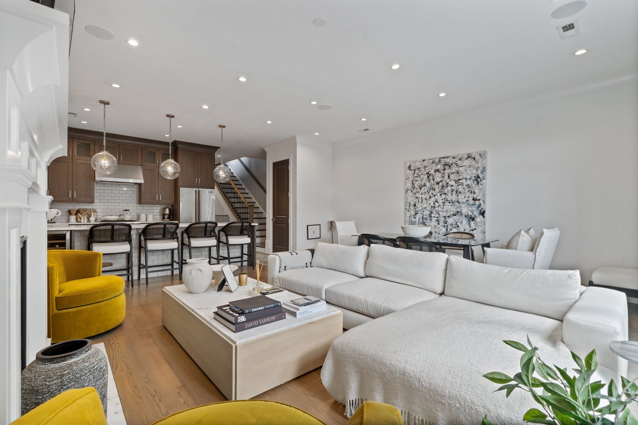 2455 N Racine Unit 3 