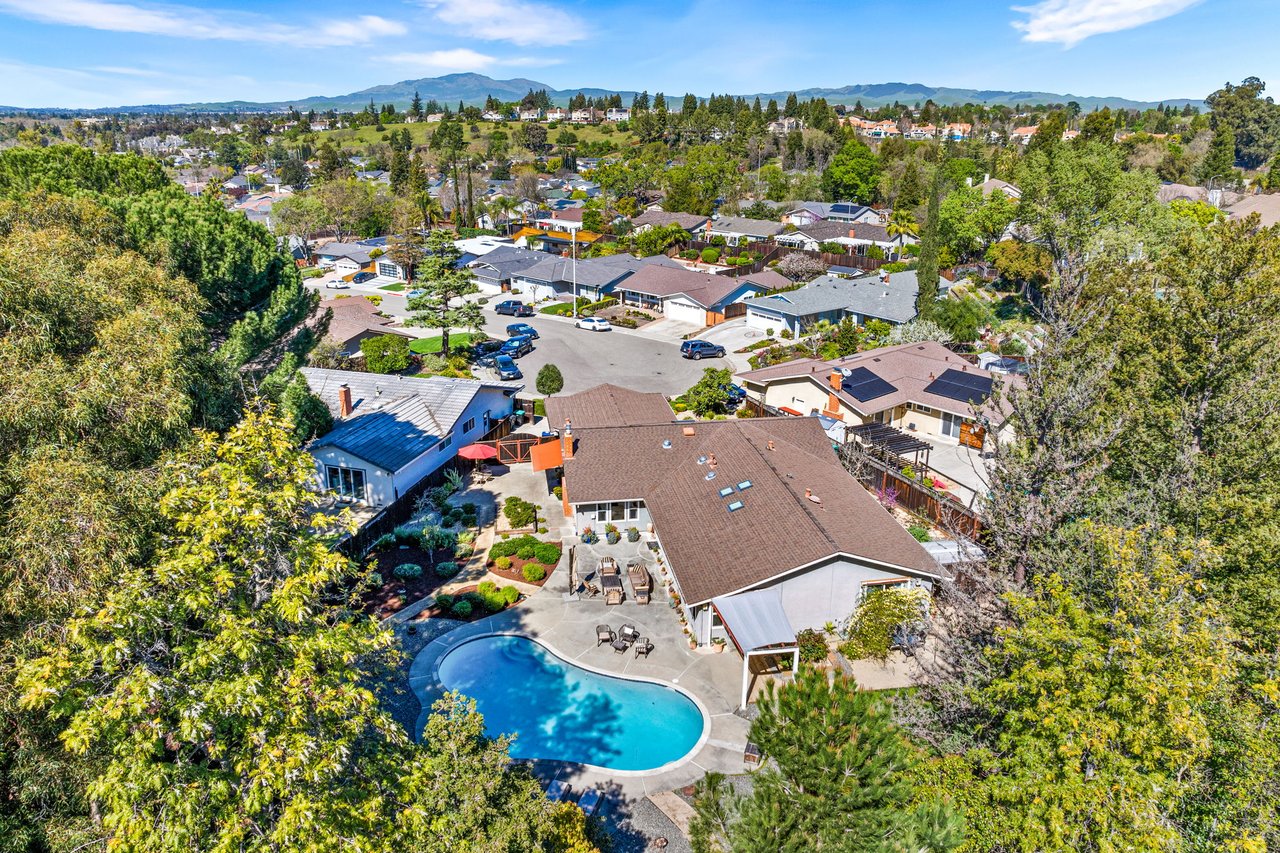 535 San Gabriel Ct. Pleasanton, CA 94566