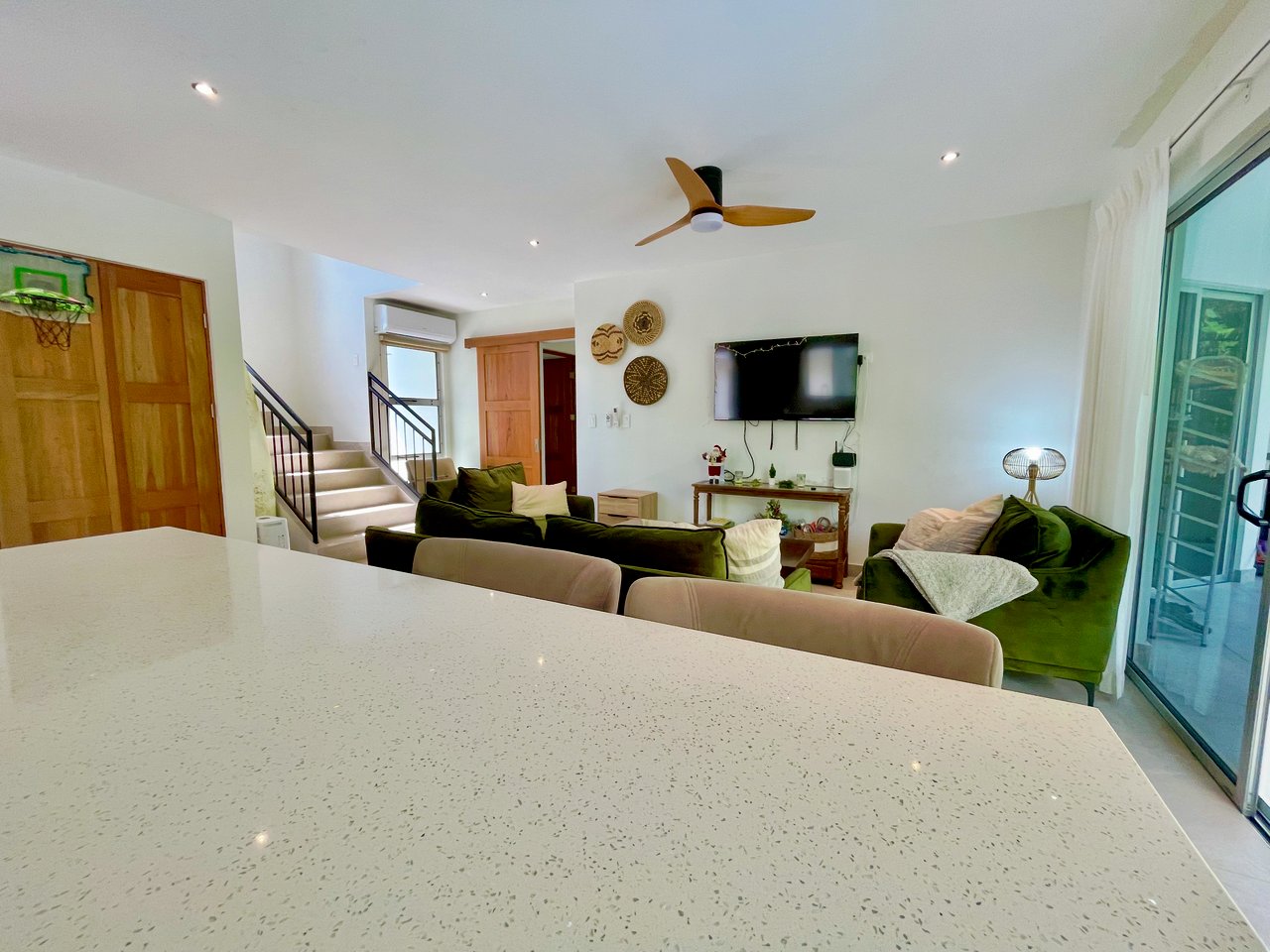 3 bed Mountain View Home with Successful Rental History