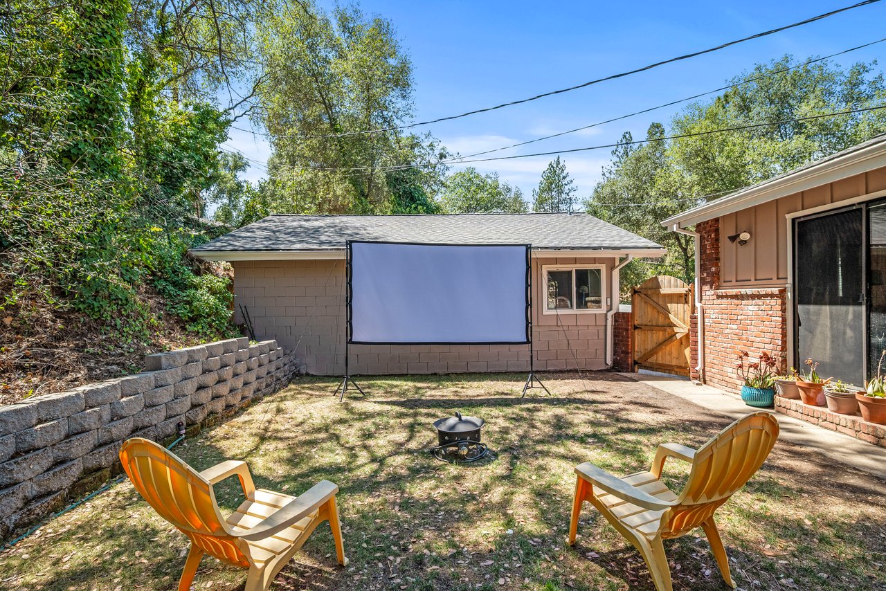 5761 Forest Lake Rd,