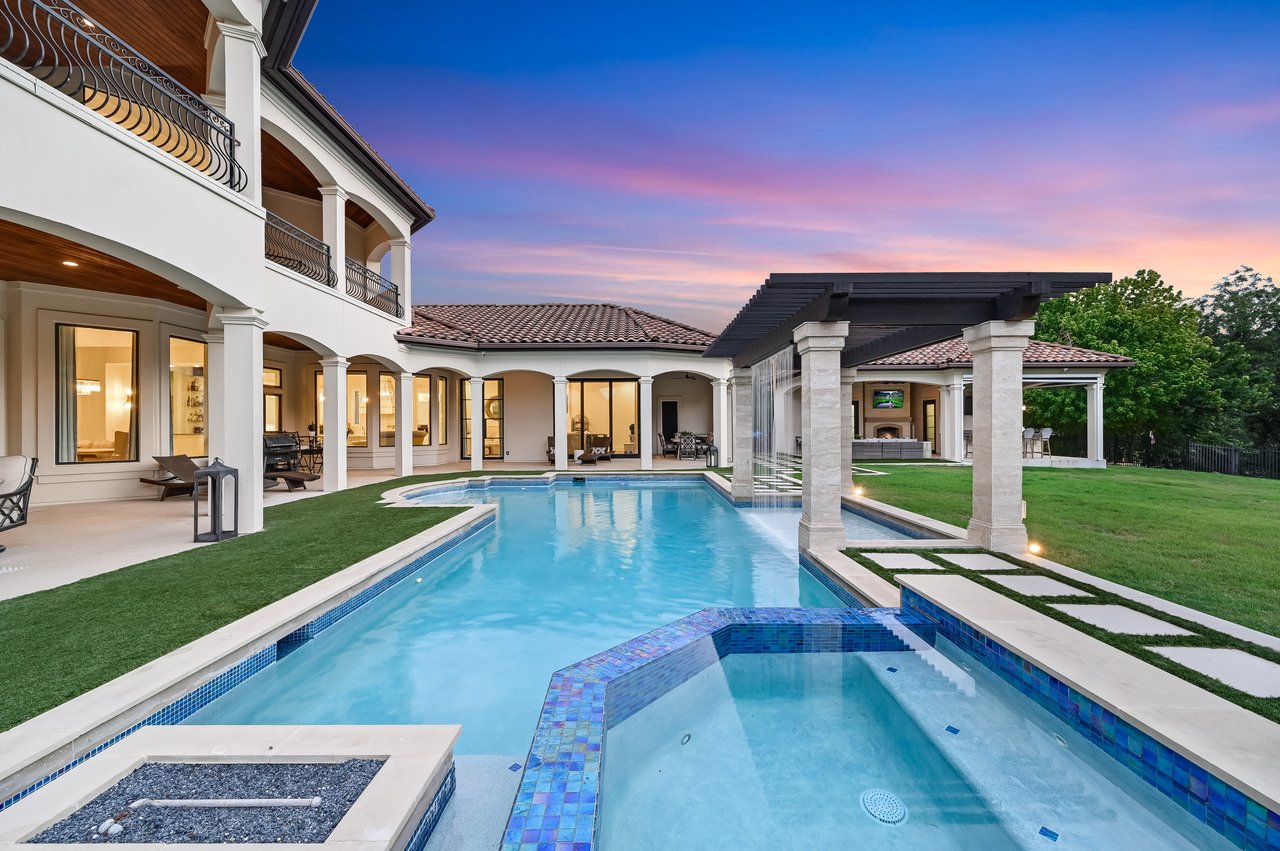 Extraordinary Lake Austin Compound