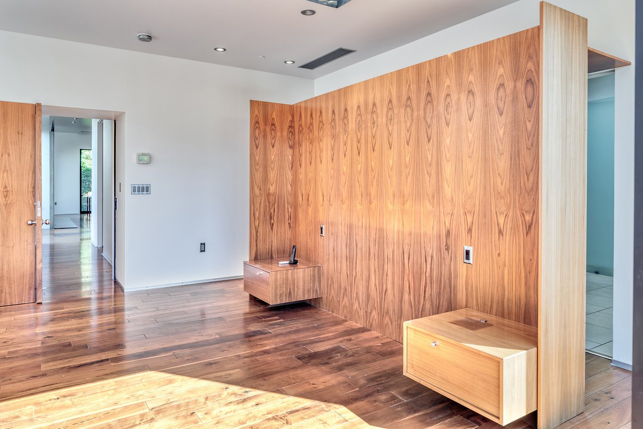 5434 E Lincoln Drive 50