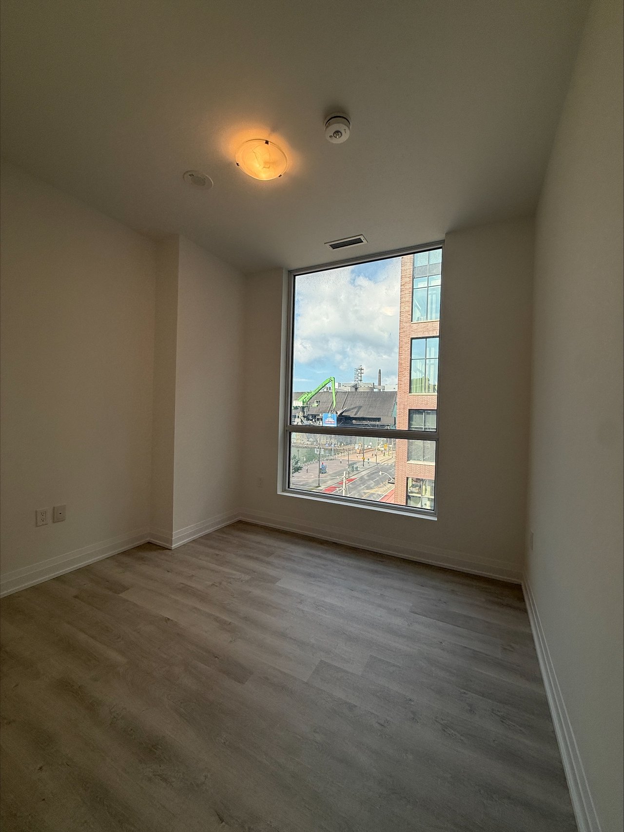 15 Richardson Street, Toronto Unit: 524