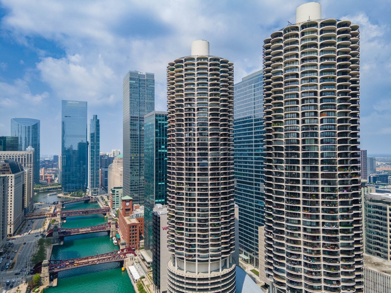 300 N State St, Unit 2409