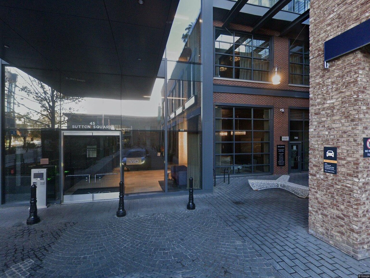 45 Sutton Square Southwest #PH-18