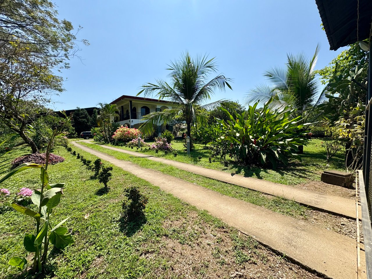 The Epitome of Costa Rica Living