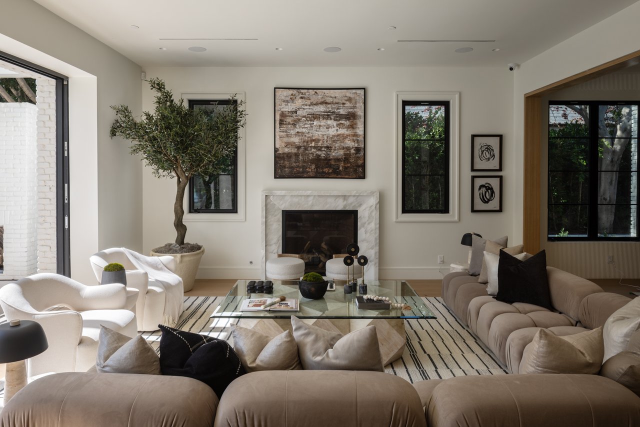 415 N Cliffwood Ave, Brentwood