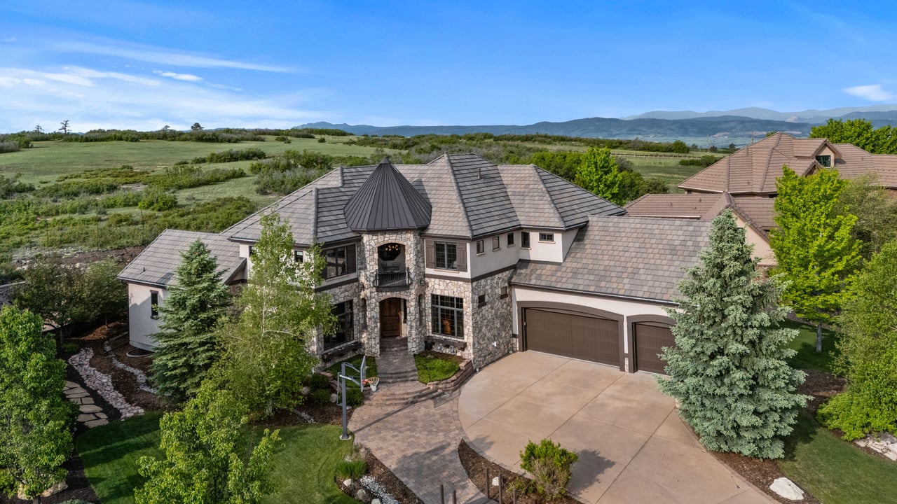 5810 Amber Ridge Drive