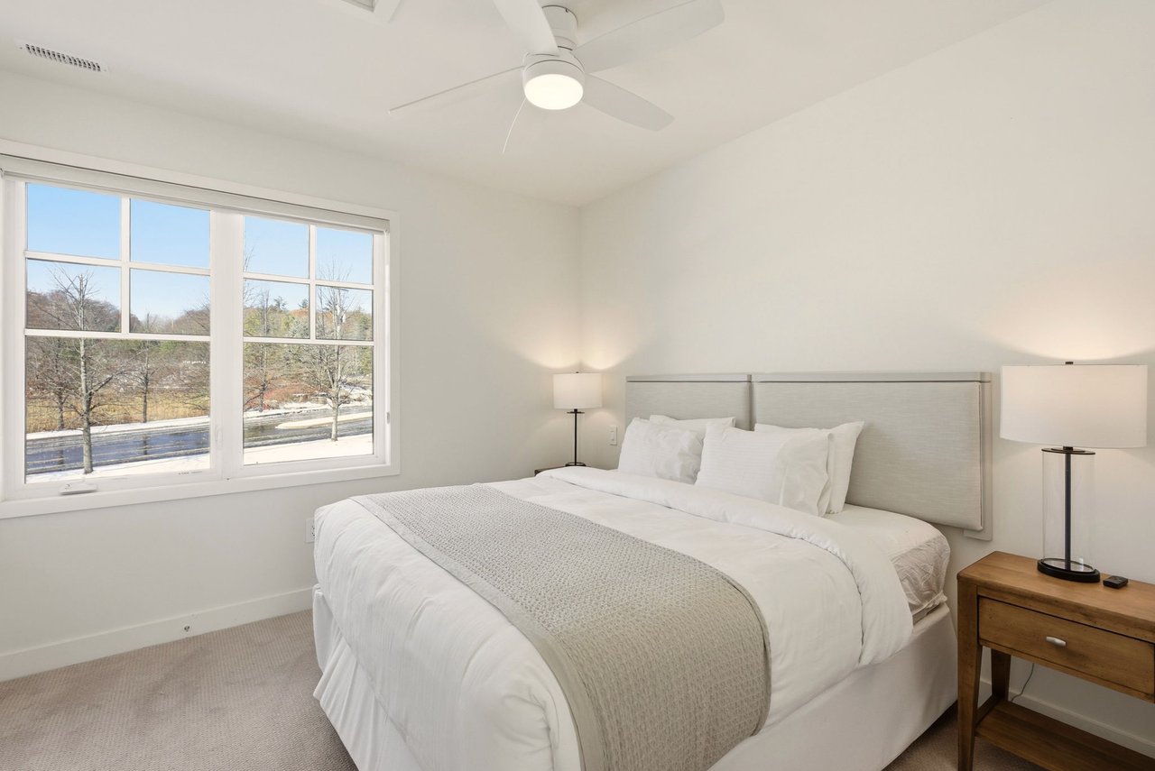 1869 MUSKOKA RD 118 WEST ROAD