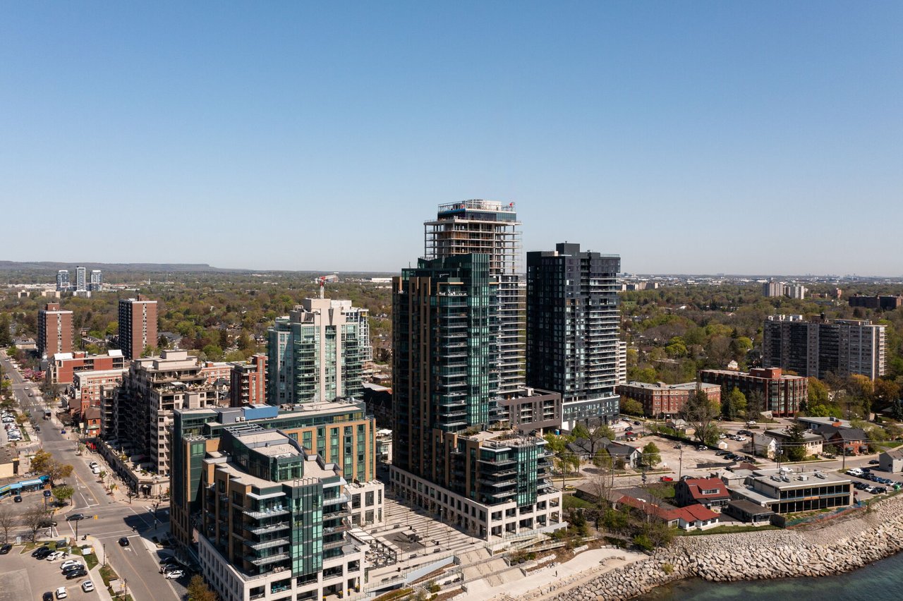 2060 Lakeshore Road 1802