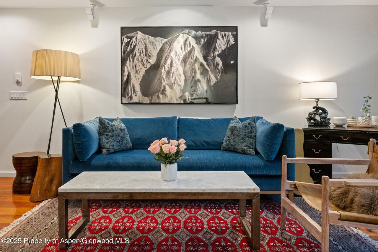 805 Pinon Dr, #1