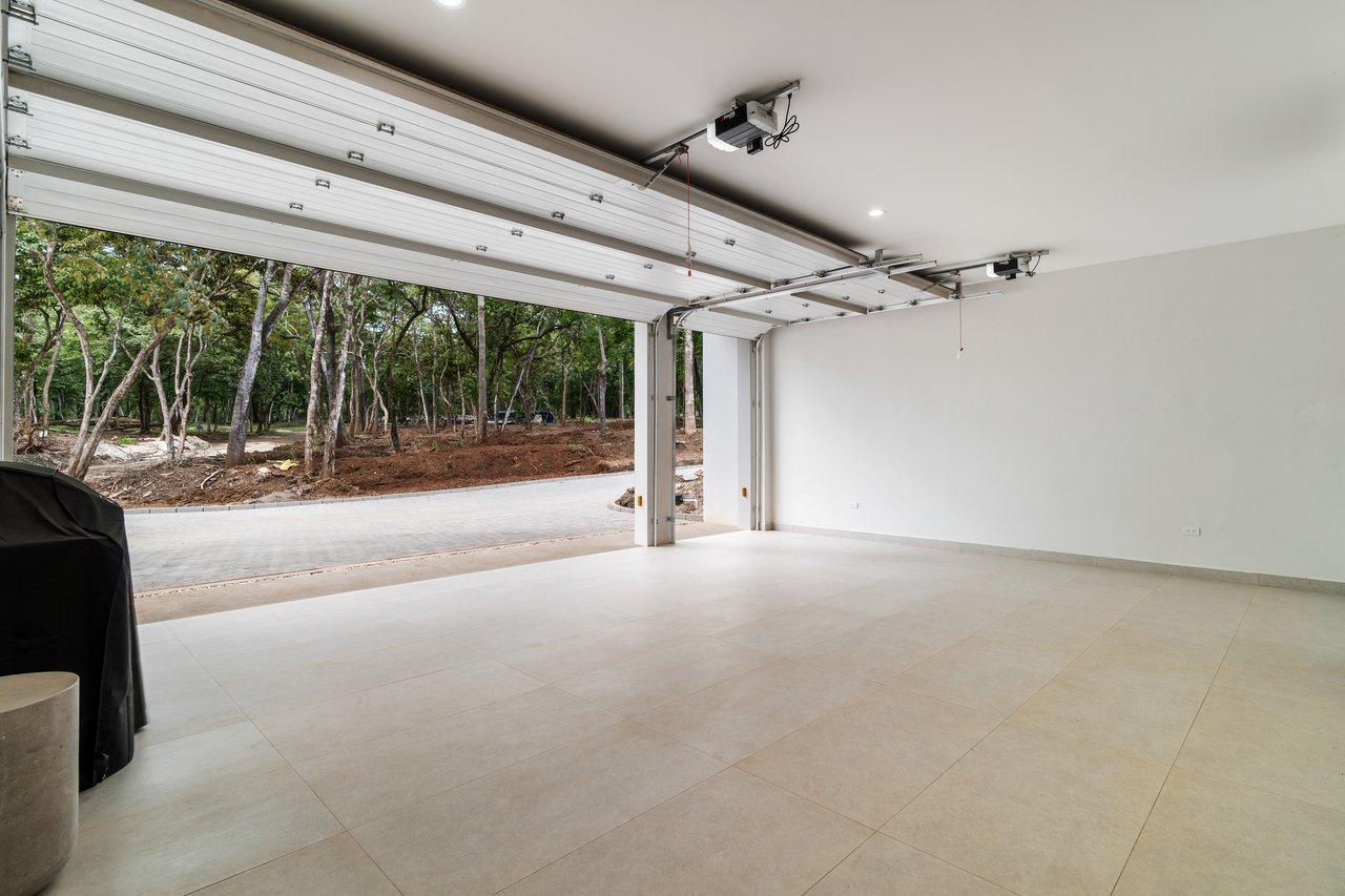 Numandi | 3-Bedroom Single-Story Residence with Private Pool – Playa Avellanas