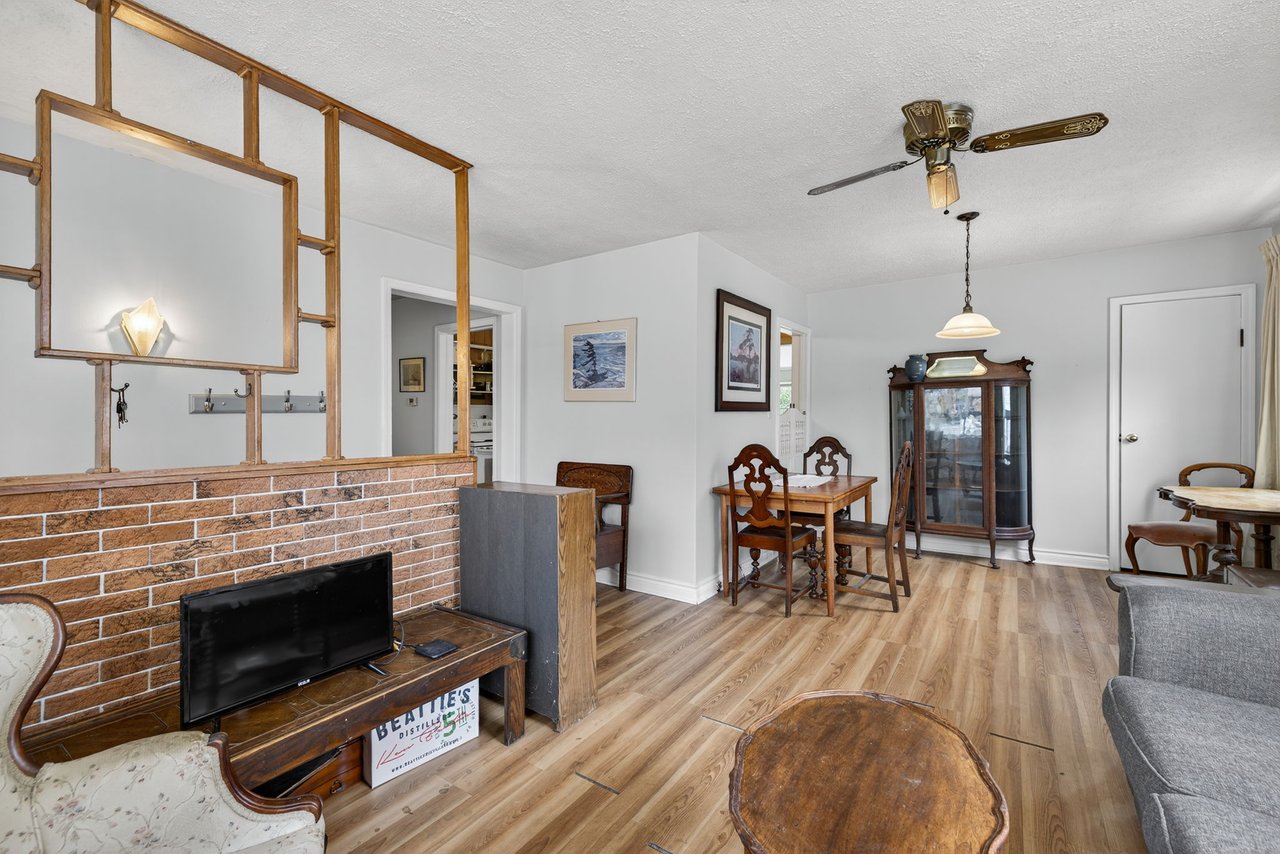 275 Maple Street, Newmarket