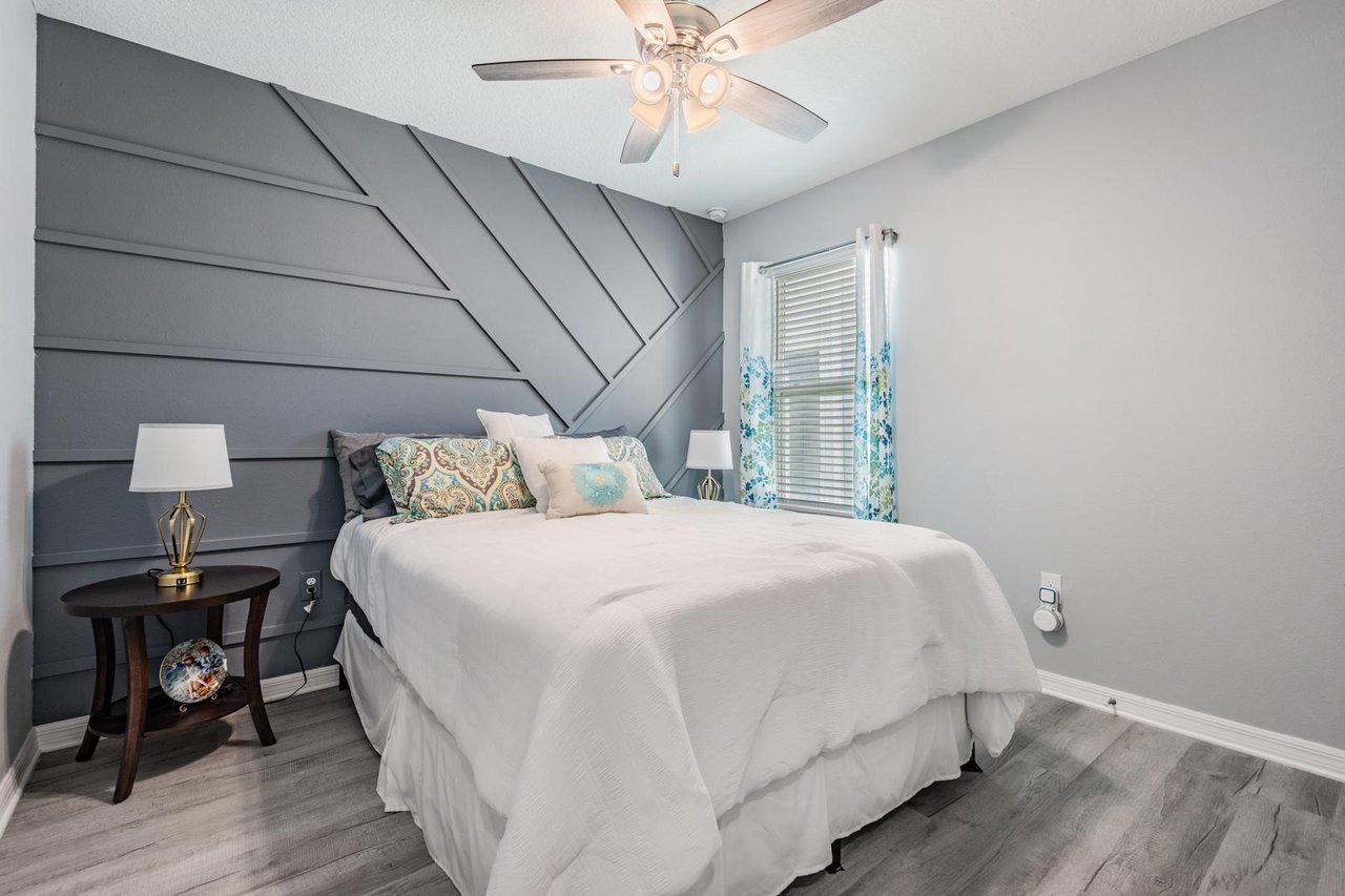 Turnkey Oasis in Epperson Lagoon