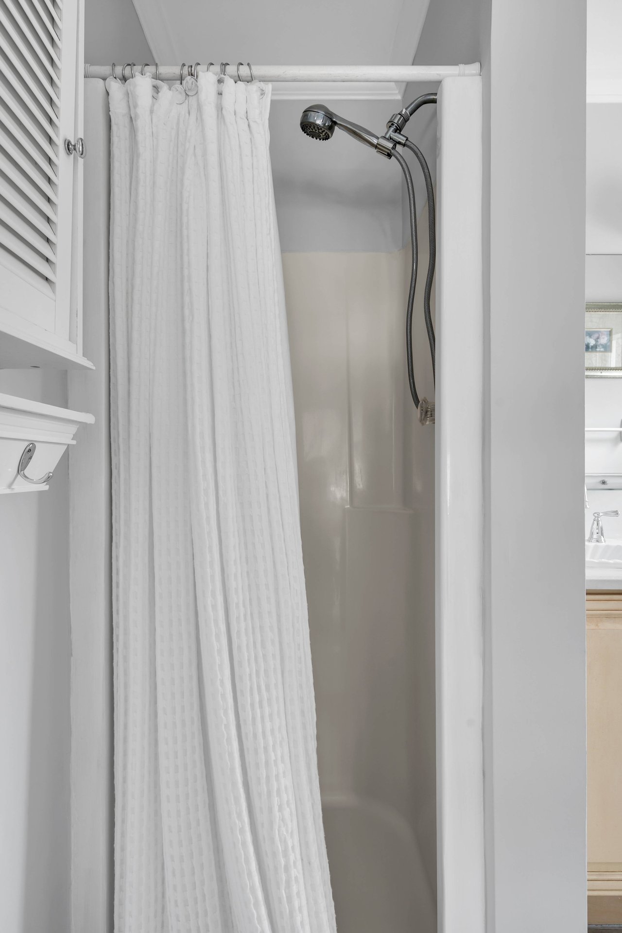 #5 One Bedroom Condo With Outside Seating Area