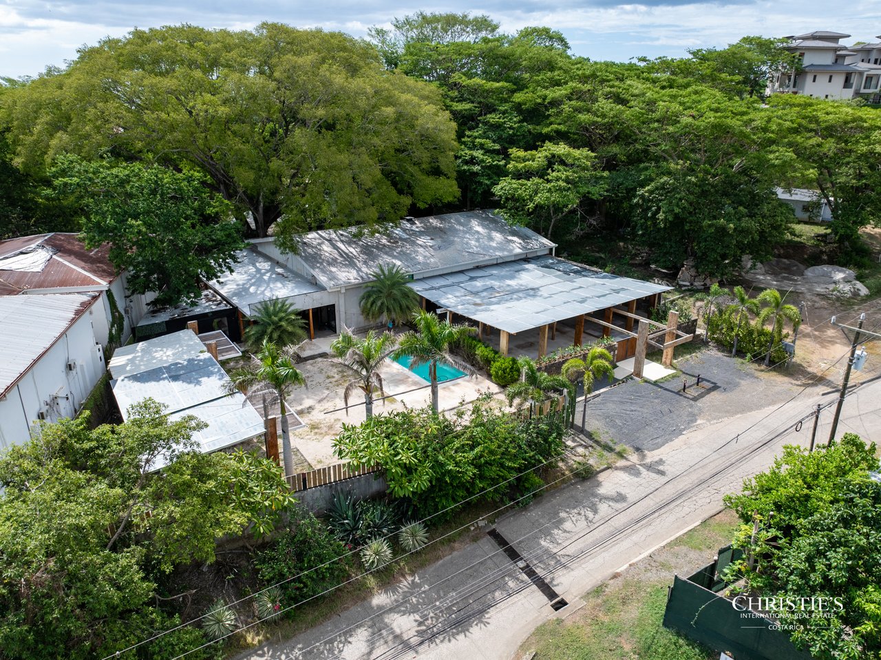 El Moro | Prime Commercial Investment Opportunity in Tamarindo