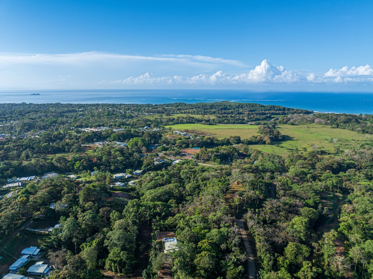 1.5 Acres of Lush Jungle and Elegance – Modern 3-Bedroom Villa in the Hills of Uvita