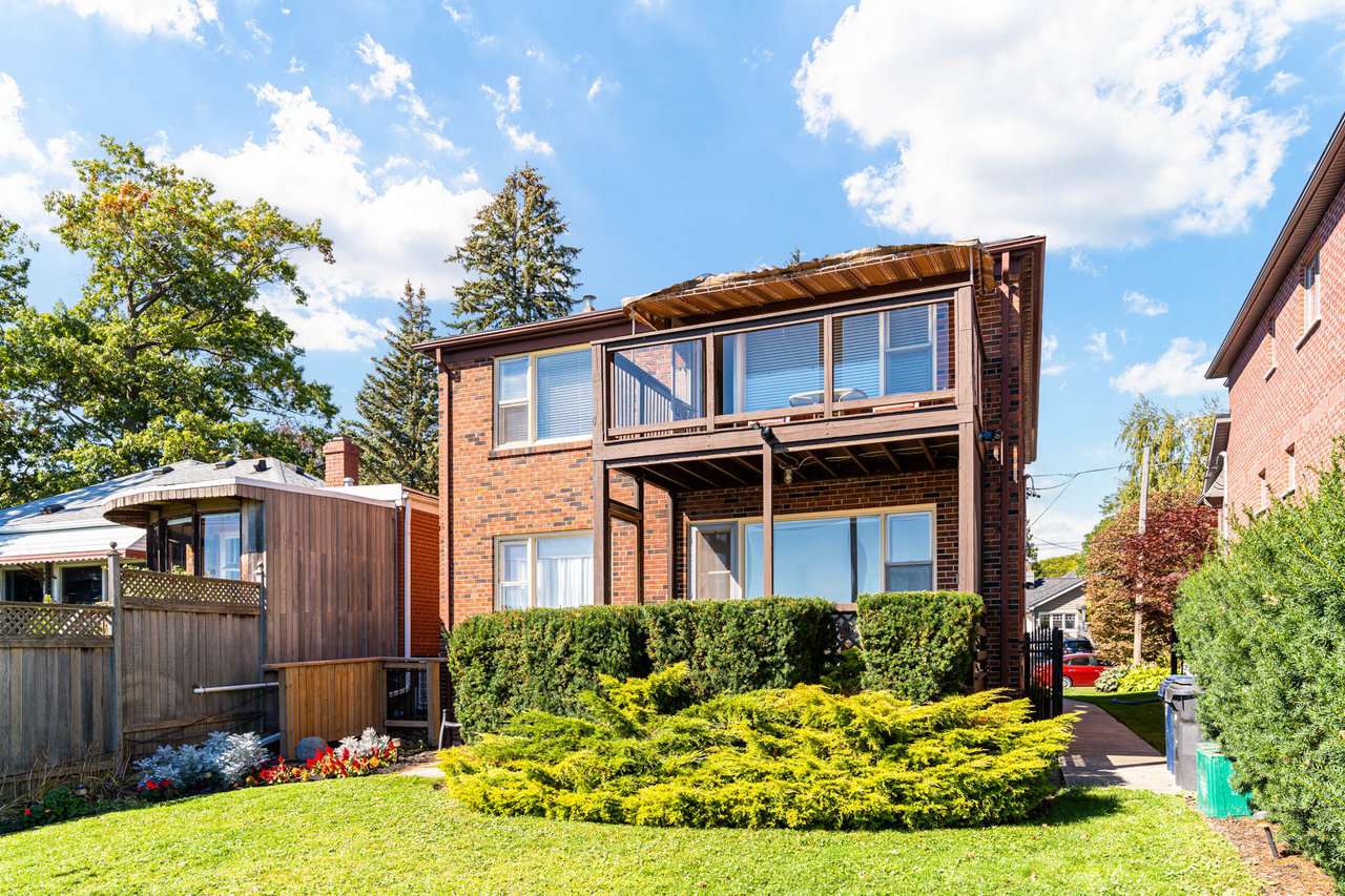 407 Lake Promenade