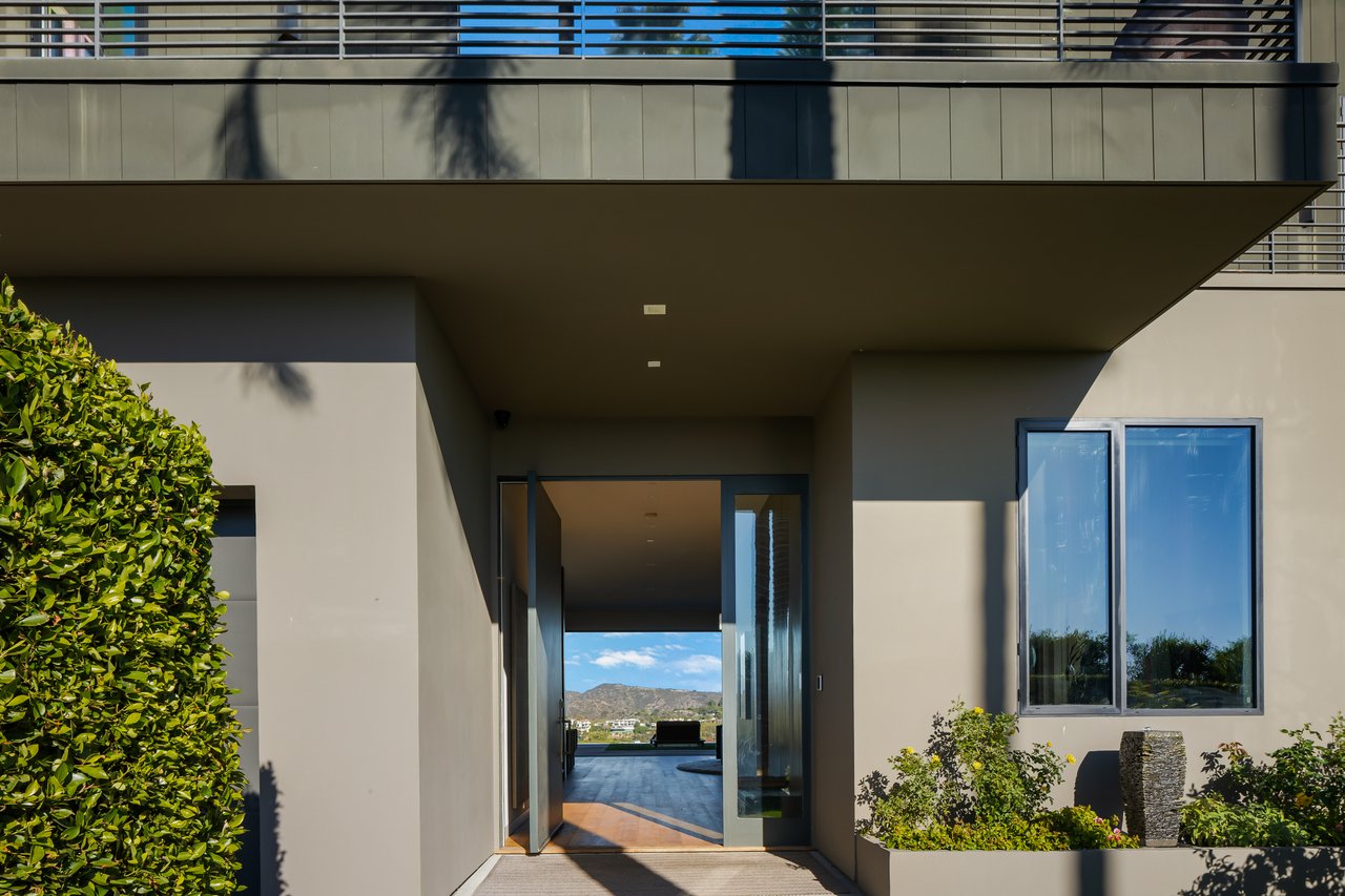 1030 Somera Rd, Bel Air
