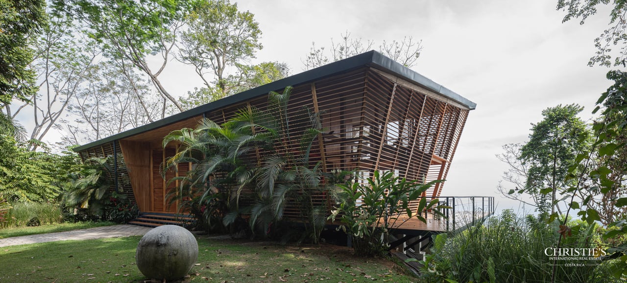 The Zen Villa | Award-Winning Teak Luxury Home with Ocean Views 