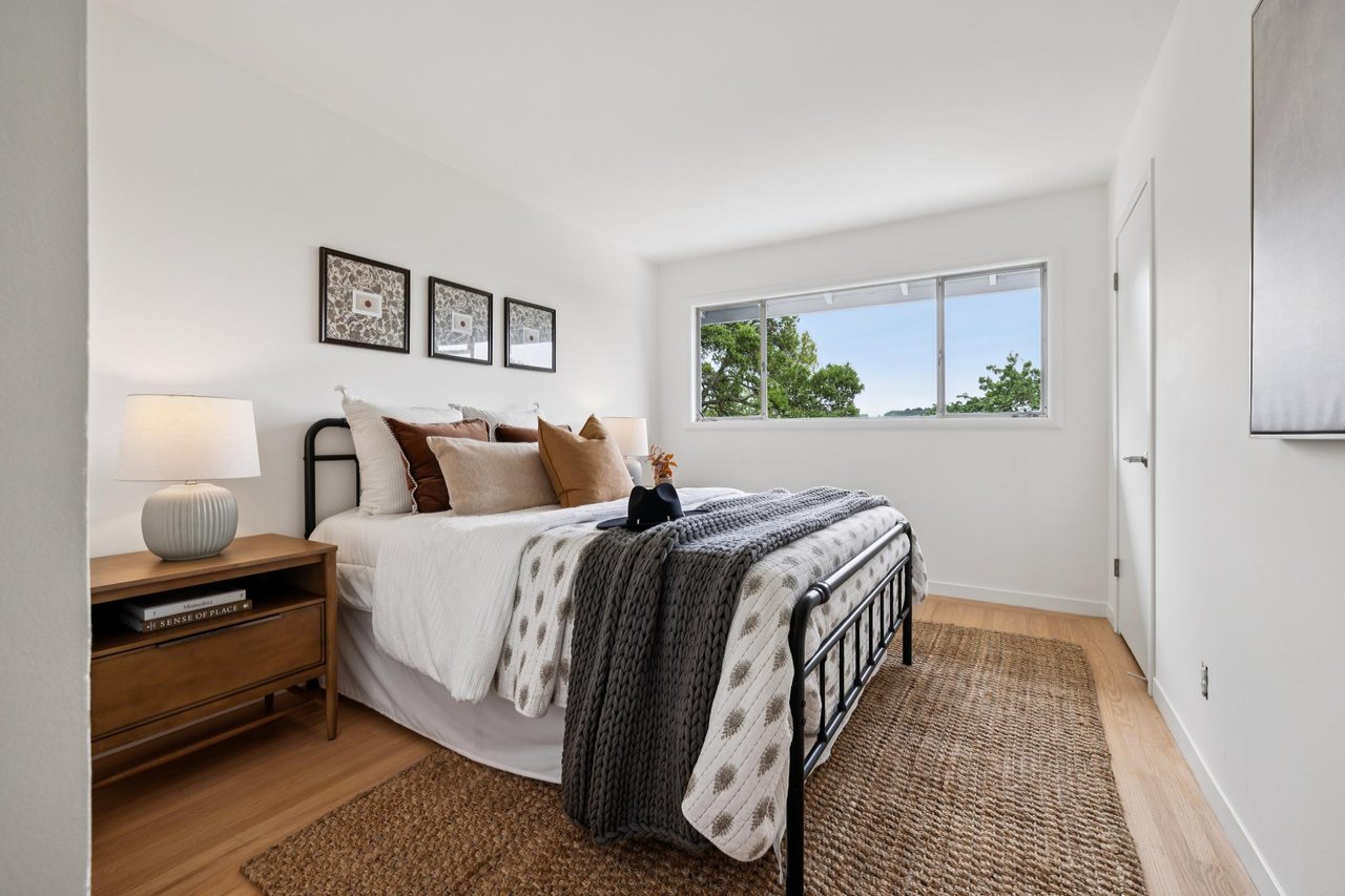 290 Stuyvesant Drive