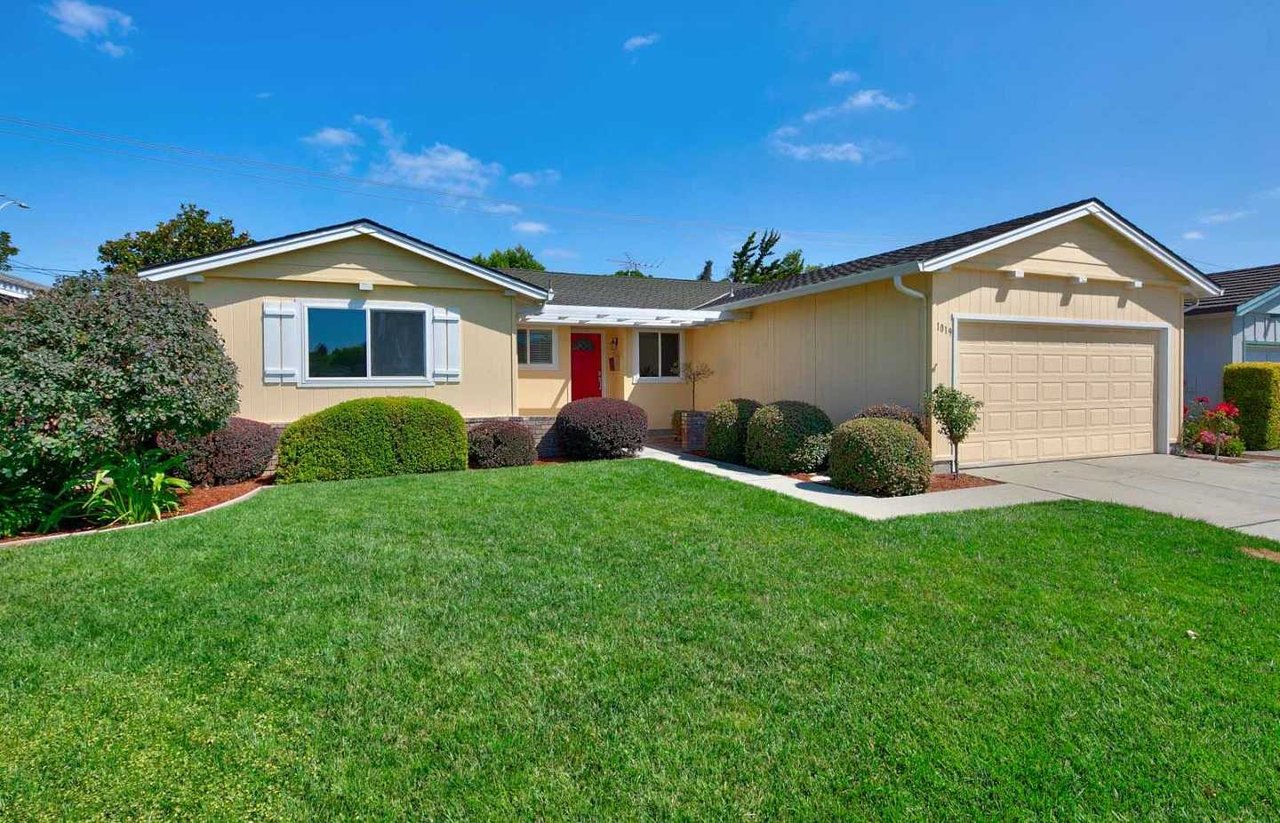1019 Cassia WAY