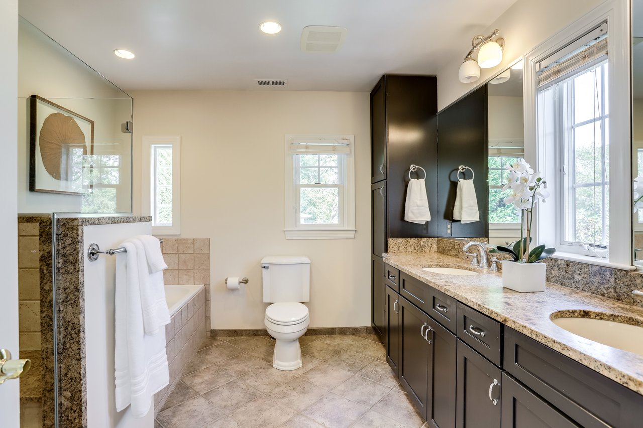 307 Kentucky Ave, Alexandria, VA 22305