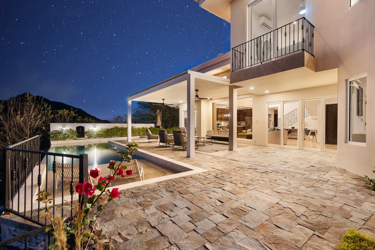 Casa Sunset | Luxurious Ocean-View Villa with Infinity Pool in Mar Vista