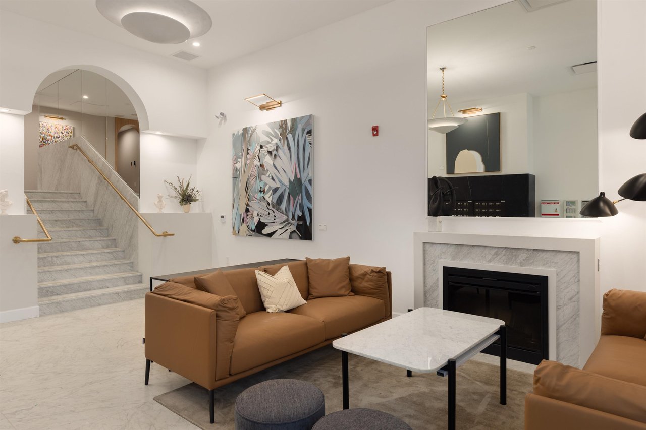 309-3668 W 10th Ave Unit: 309