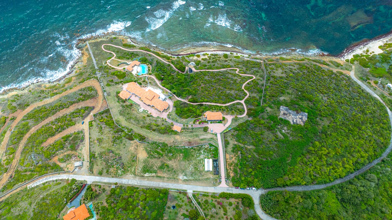 The Seafire Estate - The Jewel of St. Maarten 