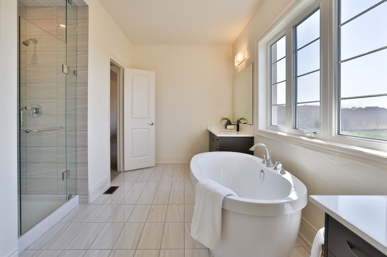 37 North Park Boulevard, Oakville