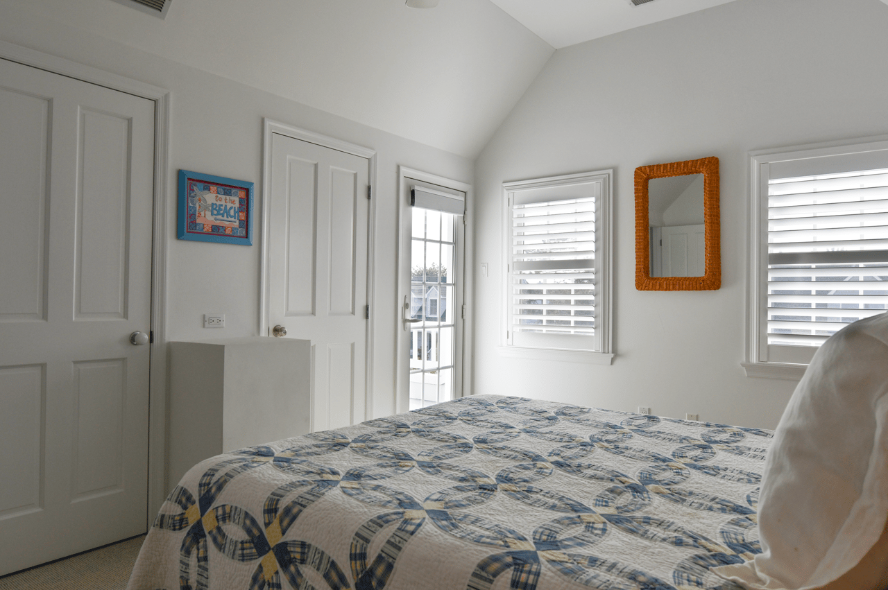 101 Rose Court, Long Beach Township