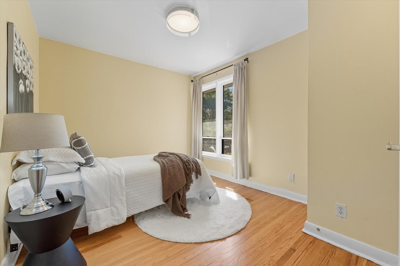 1229 Welwyn Dr
