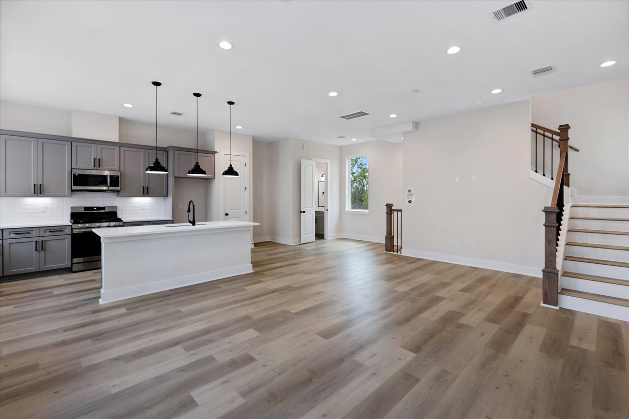 2403 PAUL QUINN STREET