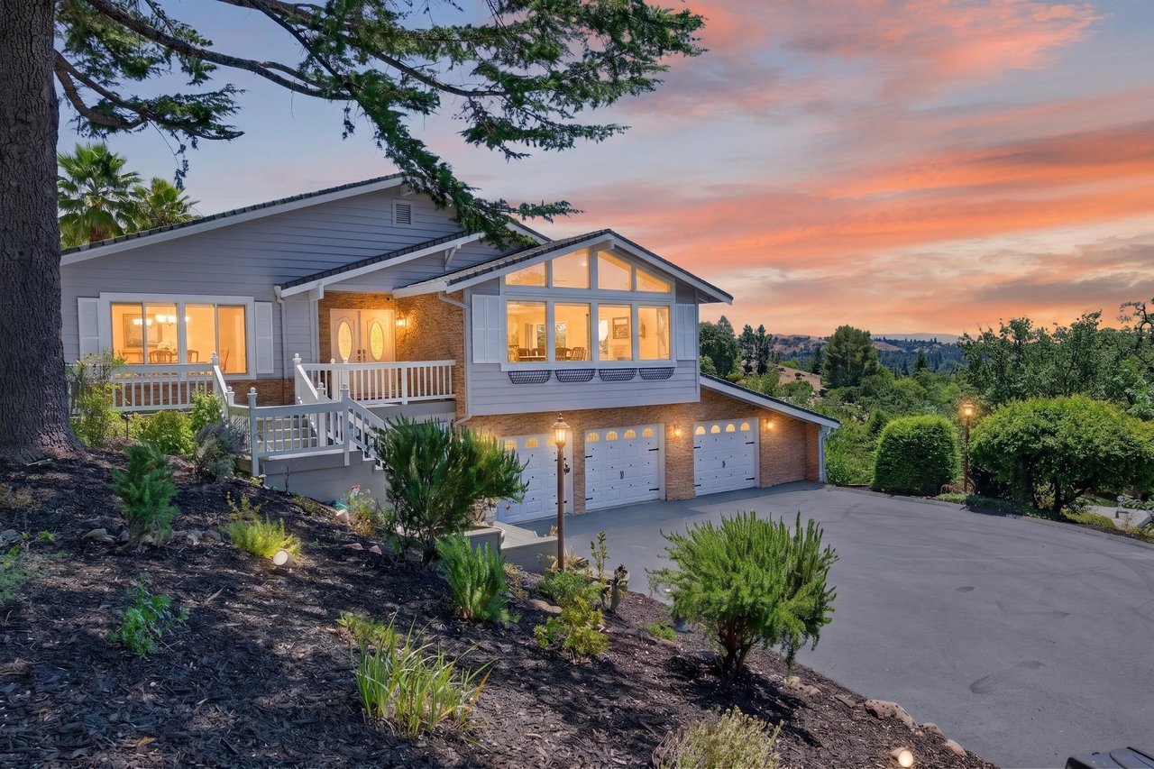 671 Logan Lane