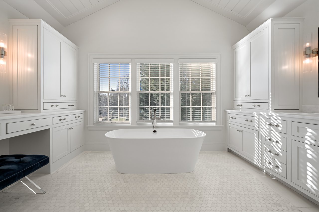 Stunning Residential Estate in Osterville 