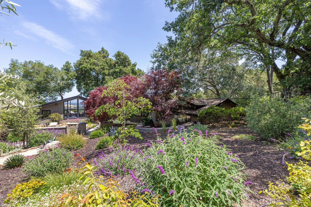138 Bolivar LN