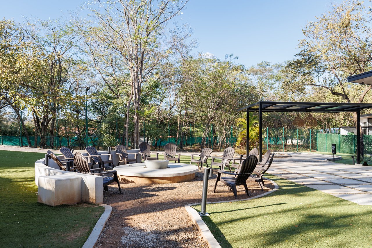 20882 - Multi-Villa Property with 18 Bedrooms, Pool & Clubhouse, Tamarindo